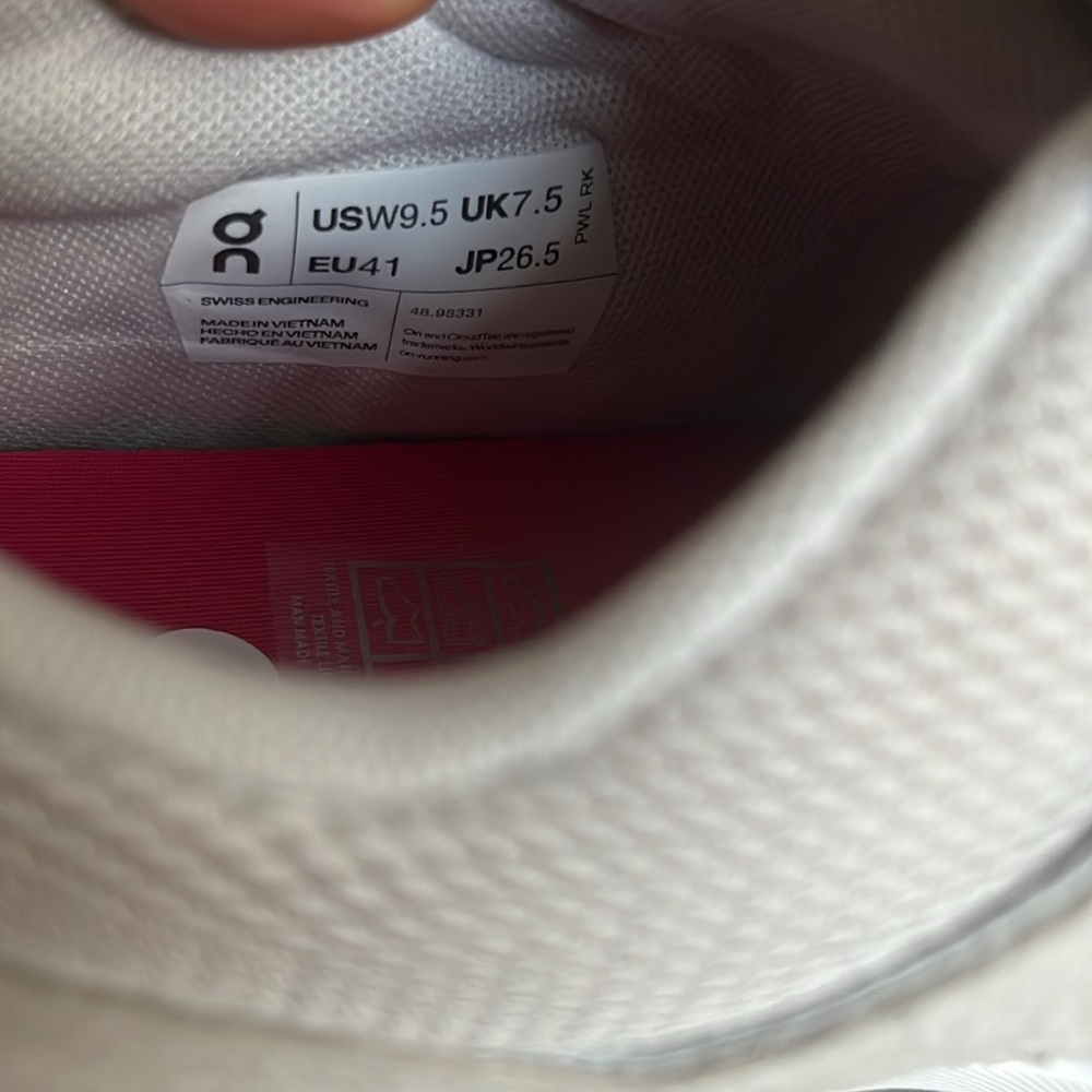 On Cloud Roger Clubhouse Size 9.5 NEW - Picture 12 of 12